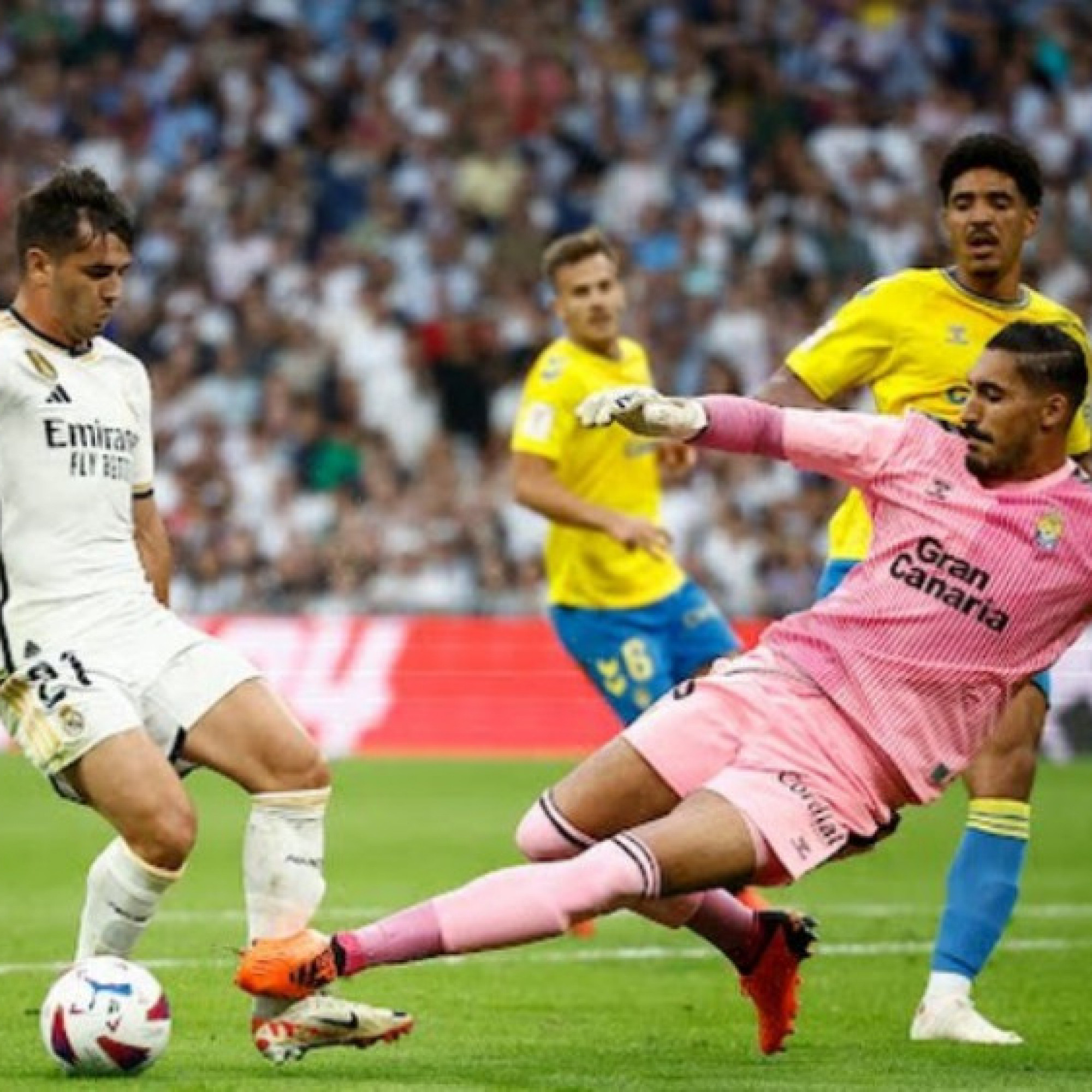  - Video bóng đá Real Madrid - Las Palmas: "Đóng thế" hoàn hảo, vượt qua Barcelona (La Liga)