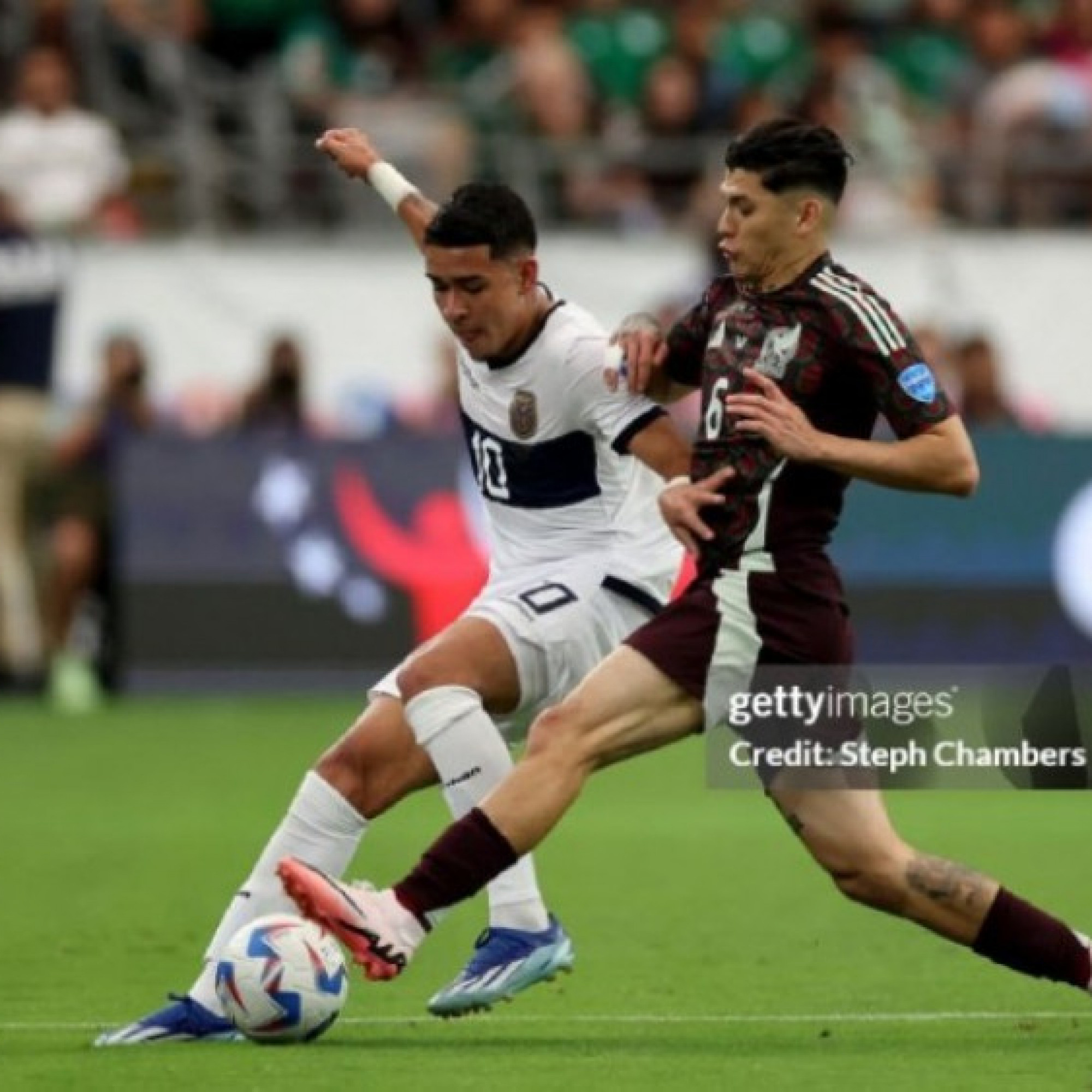  - Trực tiếp bóng đá Mexico - Ecuador: Nỗ lực không thành  (Copa America) (Hết giờ)