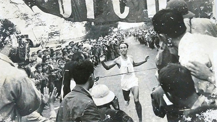 Tượng đài điền kinh Bùi Lương qua đời, cộng đồng marathon Việt Nam thương tiếc - 3
