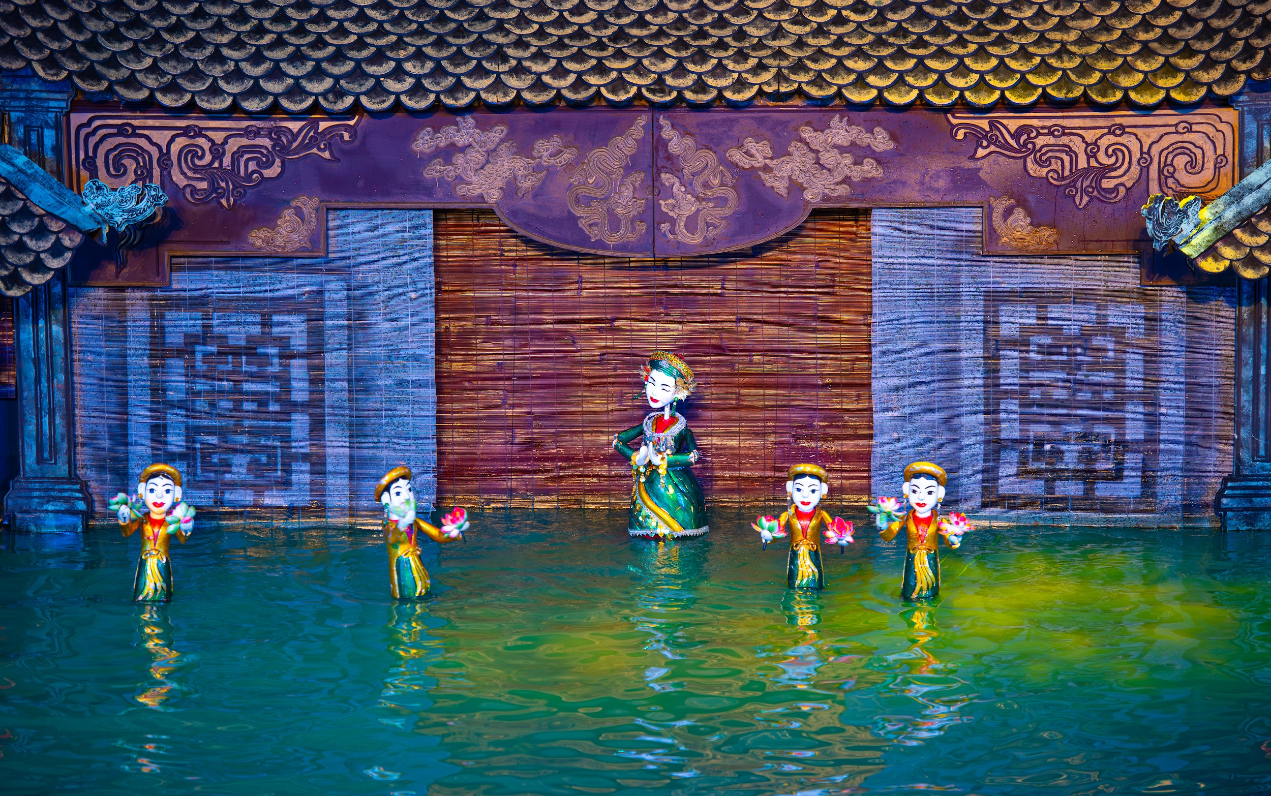 Đến Đà Nẵng, xem múa rối nước và nghệ thuật kết hợp jetski & flyboard - 5