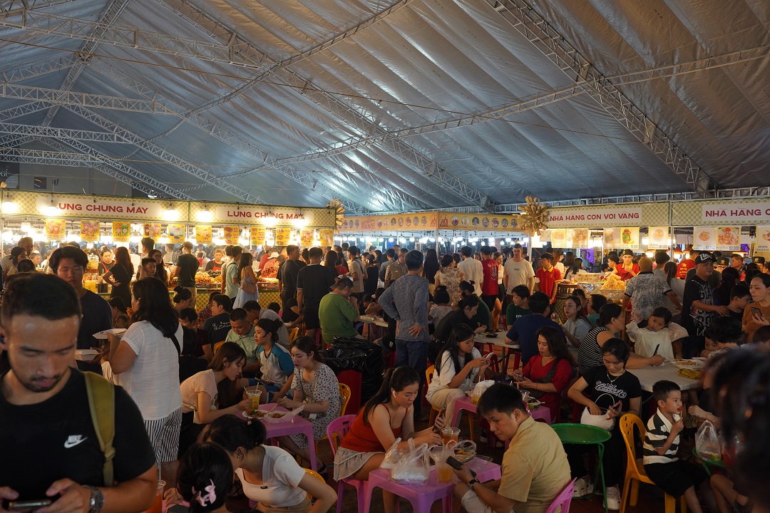 Khách Tây tấm tắc khen đồ ăn Việt tại Lễ hội ẩm thực gia đình - 20