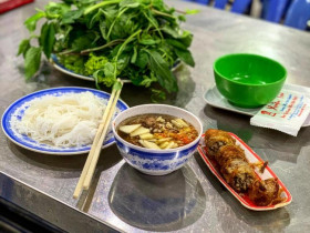  - 2 món ăn nhẹ Việt Nam ngon nhất thế giới có gì đặc biệt?