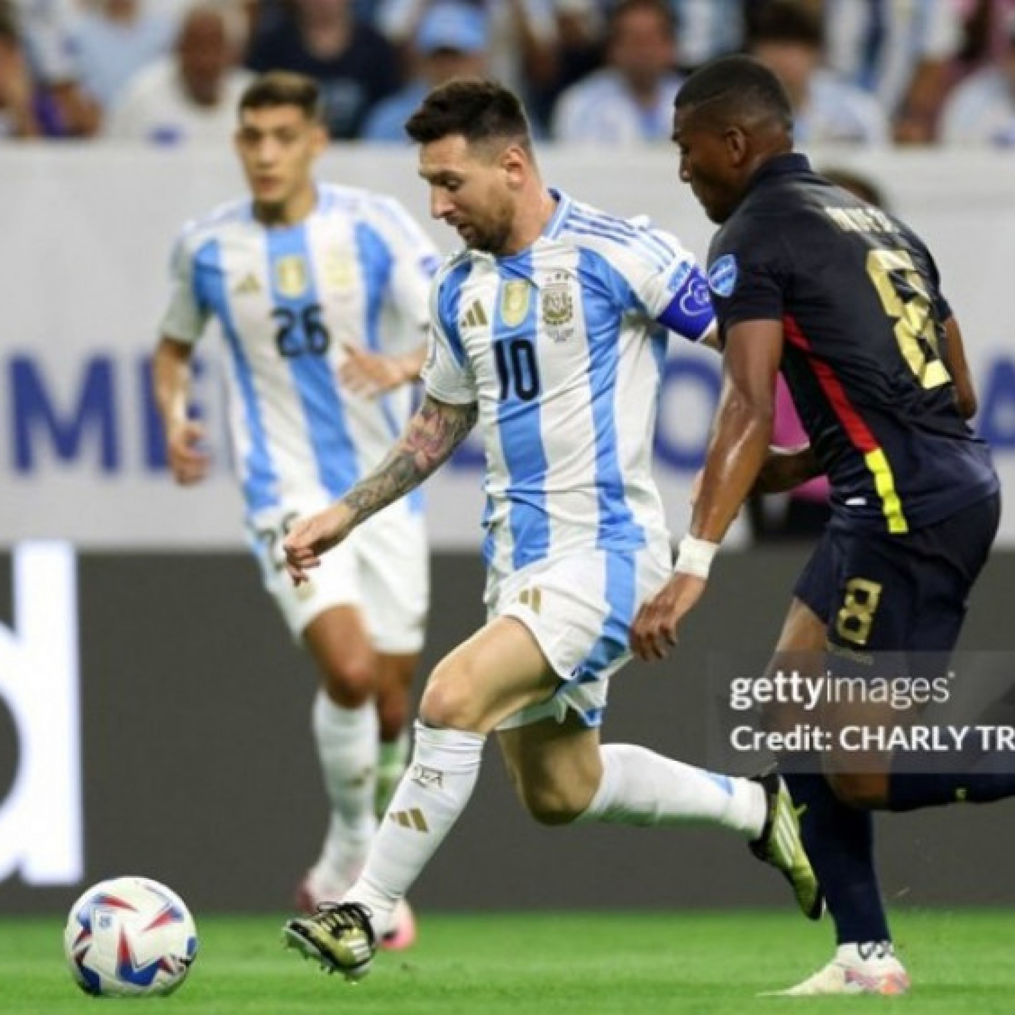  - Trực tiếp bóng đá Argentina - Ecuador: Chưa thể gỡ hòa (Copa America)