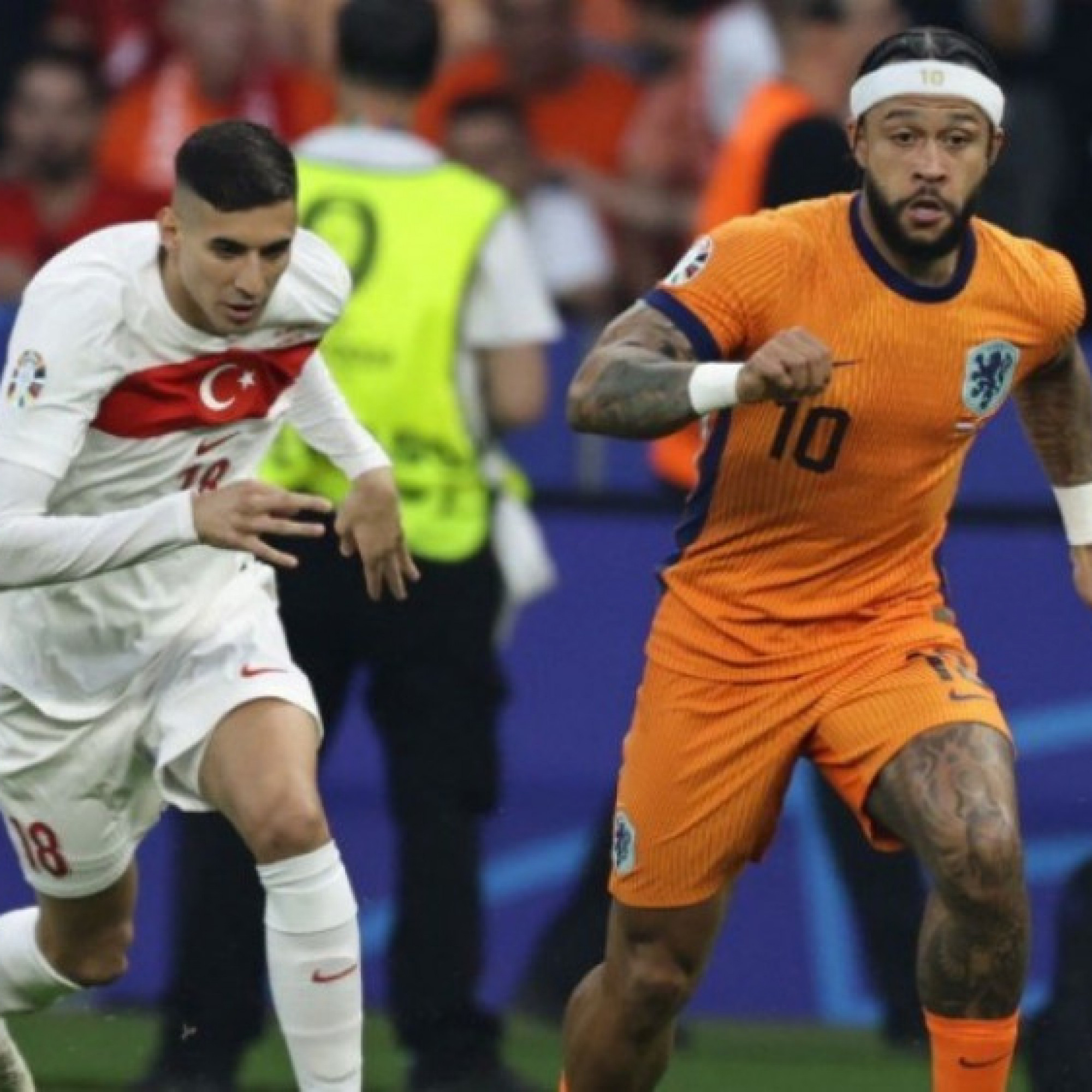  - Trực tiếp bóng đá Hà Lan - Thổ Nhĩ Kỳ: Cơ hội ngay đầu trận (EURO)