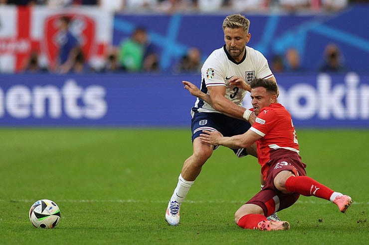 Luke Shaw đòi đá chính, chờ Southgate "chơi lớn" ở trận Anh đấu Hà Lan - 1