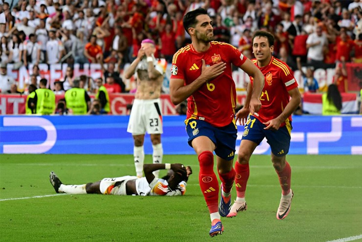 Mourinho chỉ ra đội gây sốc nhất EURO, thất vọng với Bồ Đào Nha - 1