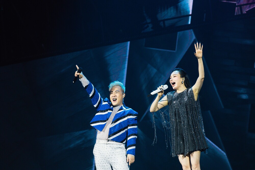Trung Quân làm đám cưới với Bùi Anh Tuấn tại live concert "1689" - 4
