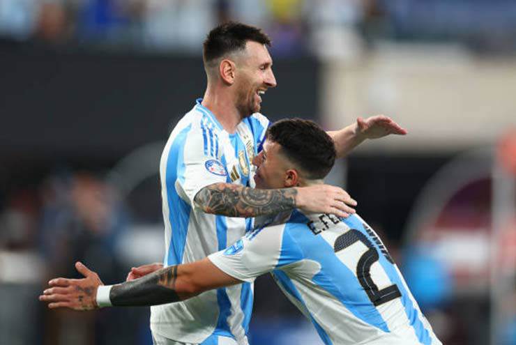 Enzo Fernandez vạ miệng về ĐT Pháp, Messi bị quan chức Argentina yêu cầu xin lỗi - 2