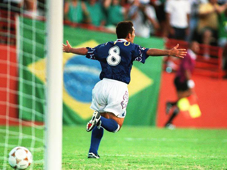 Những cú sốc lớn nhất bóng đá Olympic: Khi Ronaldo, De Gea cũng đứng bét bảng - 2
