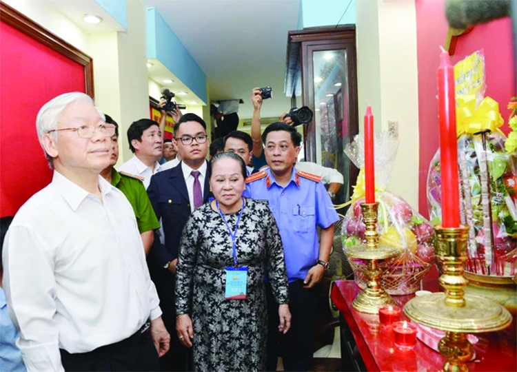 Tổng Bí thư Nguyễn Phú Trọng trong lòng Đảng bộ, Chính quyền, nhân dân Thành phố Hồ Chí Minh - 2