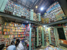 Nếu mê sách đừng quên ghé 3 tiệm này khi đến Hồ Gươm – Hà Nội