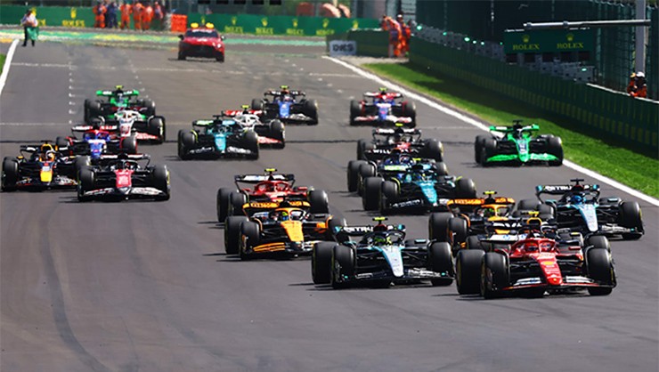 Đua xe F1, Belgian GP: "Quay xe" bất ngờ, Hamilton thắng chung cuộc tại Spa - 1