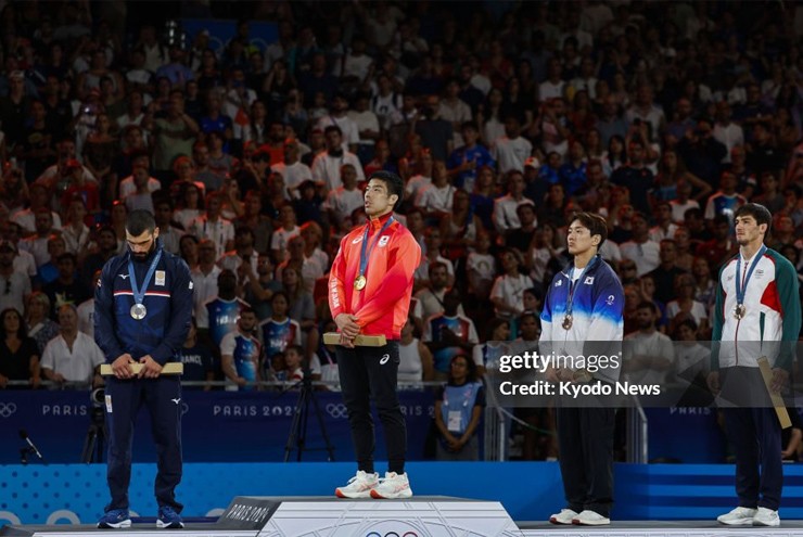 Bảng xếp hạng huy chương Olympic: Nhật Bản qua mặt Trung Quốc, chủ nhà Pháp tụt hạng - 1