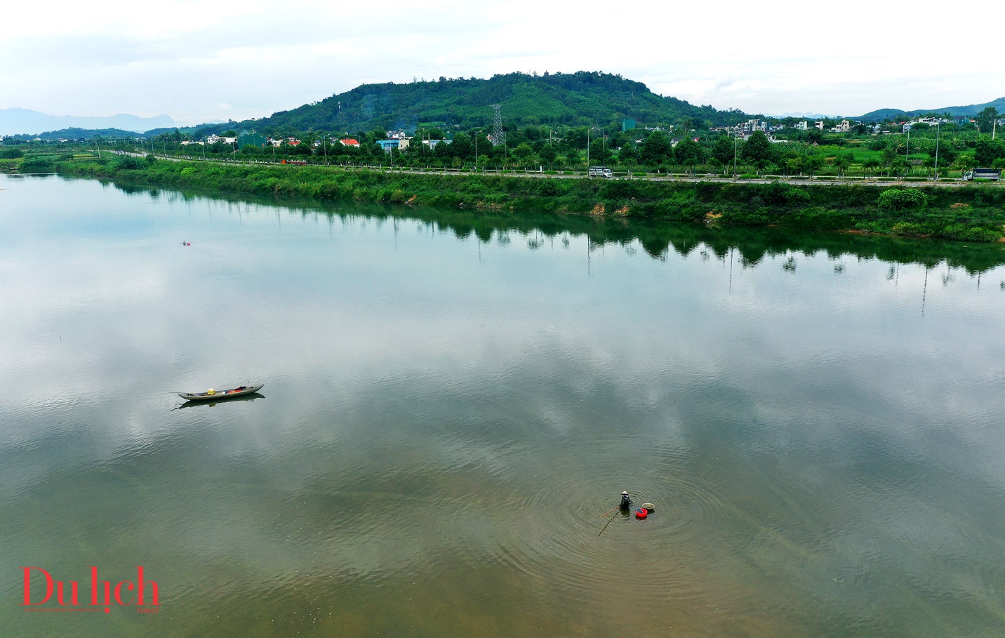 Dòng sông mê hoặc du khách khi đặt chân đến Quảng Ngãi - 3