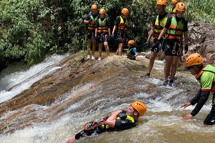 Cuộc phiêu lưu ly kỳ với tour vượt thác ở Đà Lạt - 2