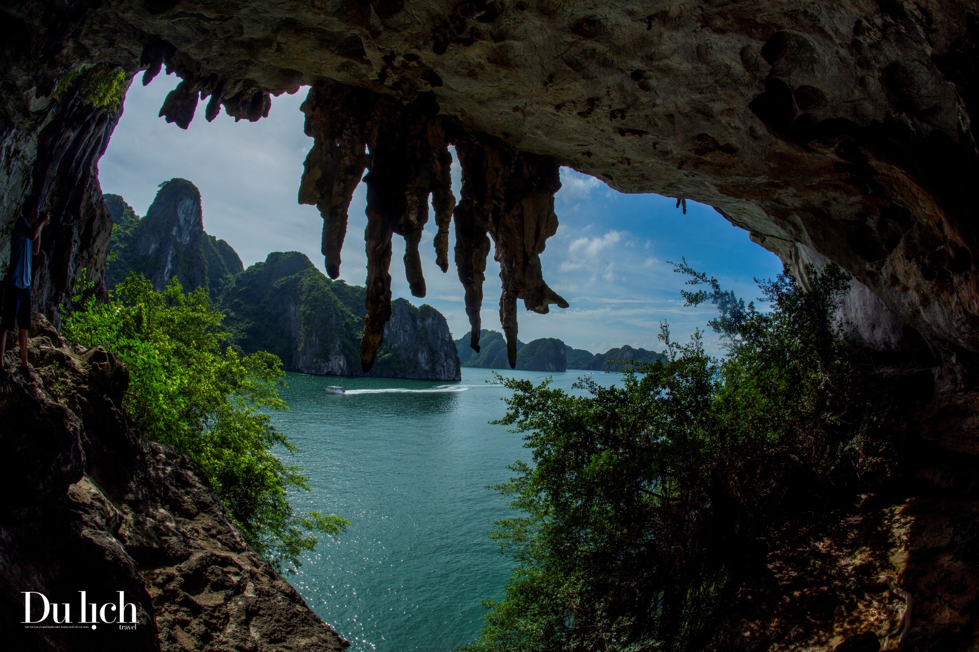 ha long - vinh ngoc giua long bien - 1