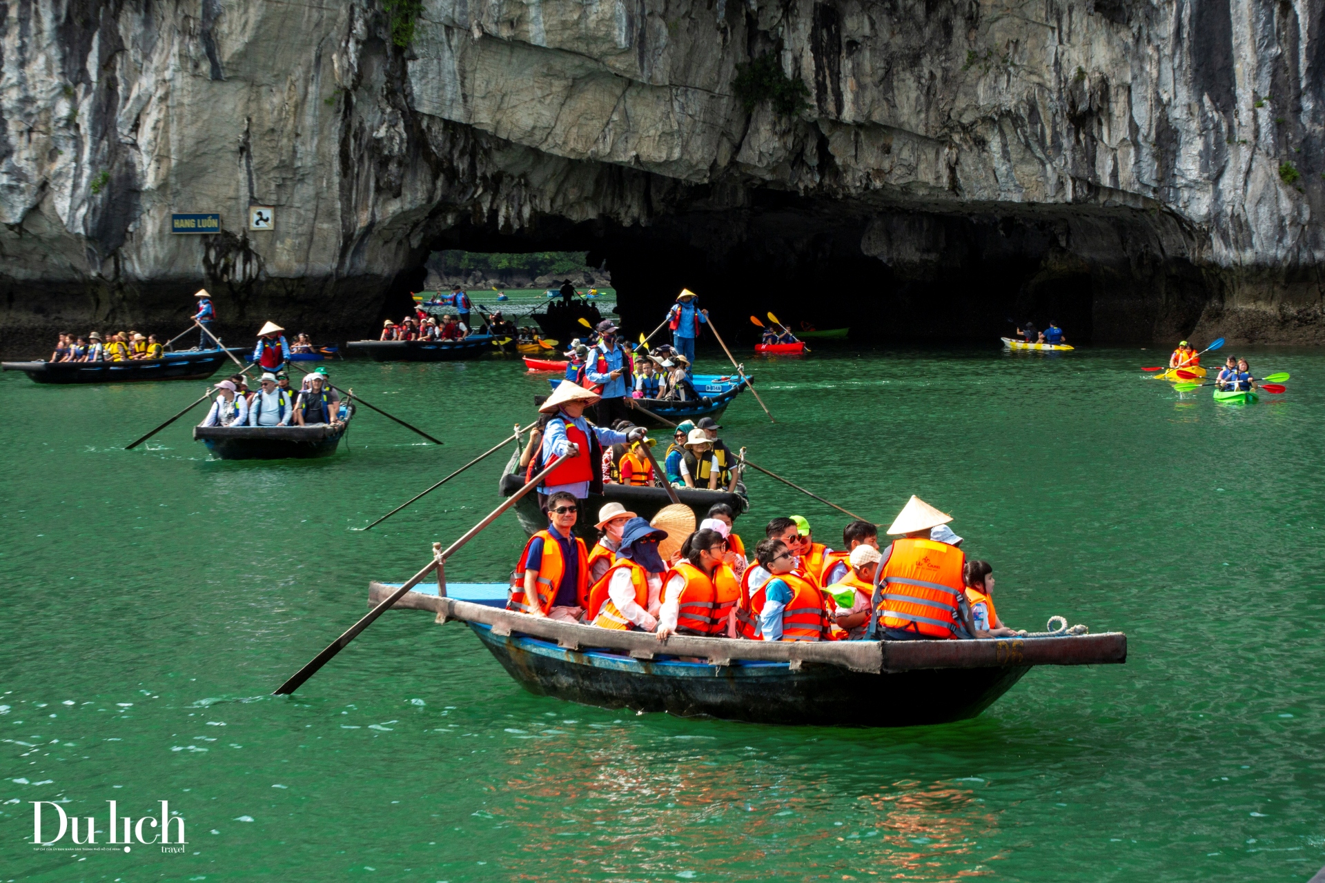 ha long - vinh ngoc giua long bien - 2