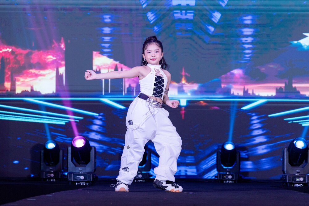 Vũ Nhật Linh Nhi, Nguyễn Phan Bảo Ngọc giành quán quân “Cosmo Kid’s Star – Ngôi sao hoàn vũ nhí” - 5