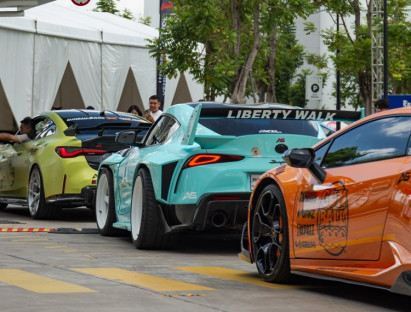 Chuyện hay - Dàn siêu xe xuất hiện trong lễ ra mắt sự kiện Gumball 3000 tại Campuchia