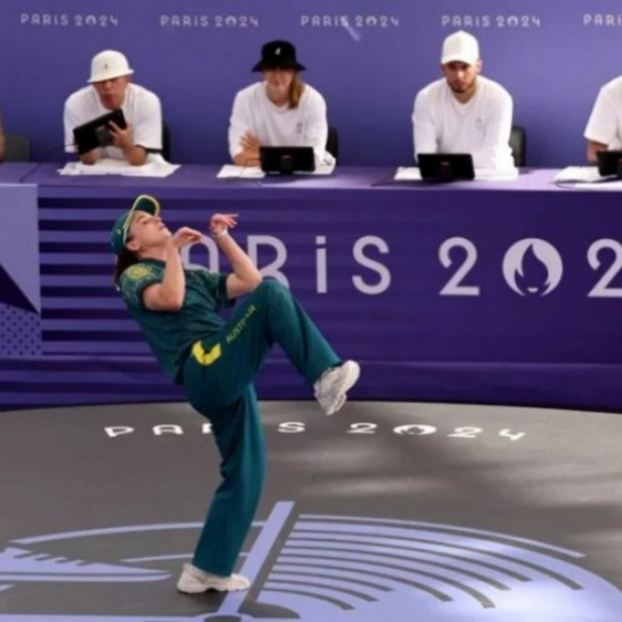 Thể thao - VĐV &quot;Hip hop&quot; có bước nhảy &quot;dậy sóng&quot; mạng xã hội, được 0 điểm ở Olympic