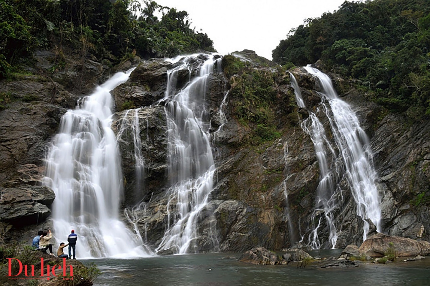 hoa hau du lich ban sac viet nam 2024 say dam thac trang noi tieng quang ngai - 13