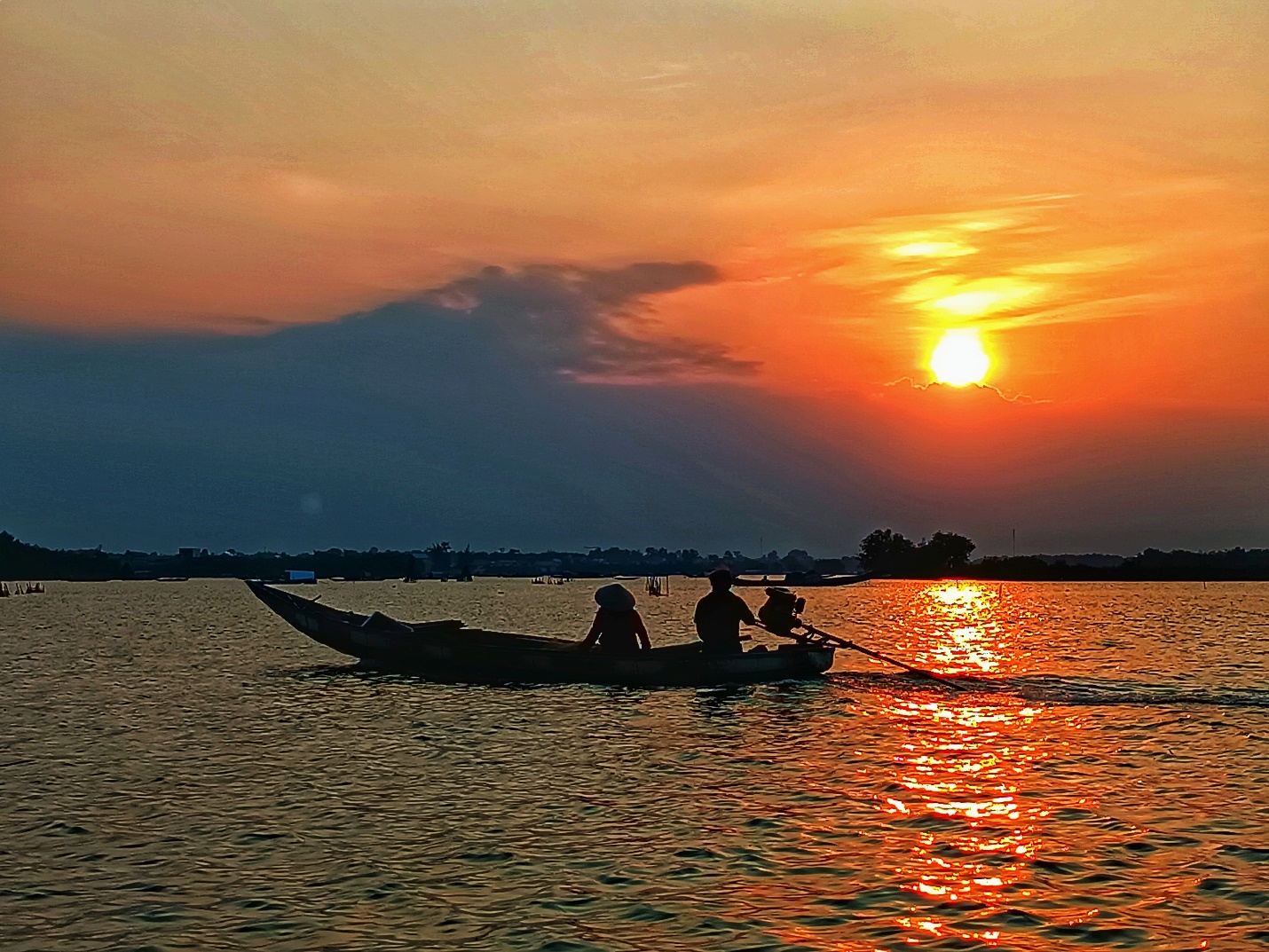 Trải nghiệm chèo SUP, thưởng ngoạn cảnh đẹp hệ đầm phá nước lợ lớn nhất Đông Nam Á - 12