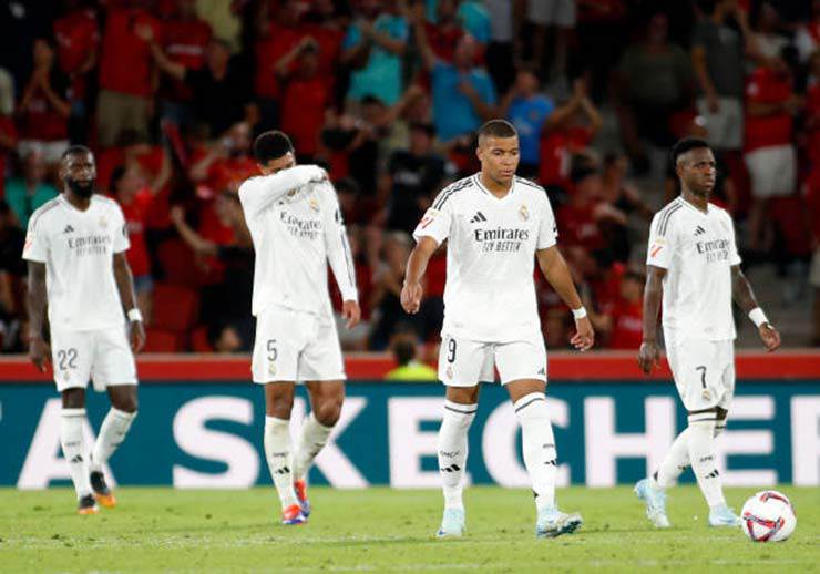 Real Madrid bị cầm hòa ngày mở màn La Liga: Chỉ mạnh trên giấy, thủ dở công chưa sắc - 1