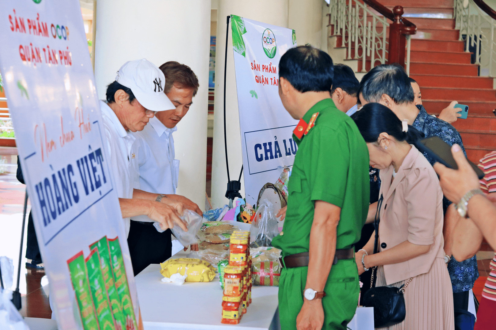 Tân Phú có thêm 9 sản phẩm đạt OCOP 3 sao - 2