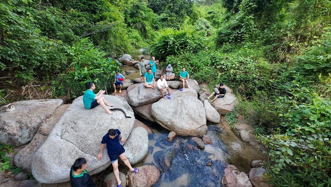 Lễ Quốc khánh 2/9: Tới Làng Nhỏ, đắm chìm trong vẻ đẹp nguyên sơ của núi rừng - 5