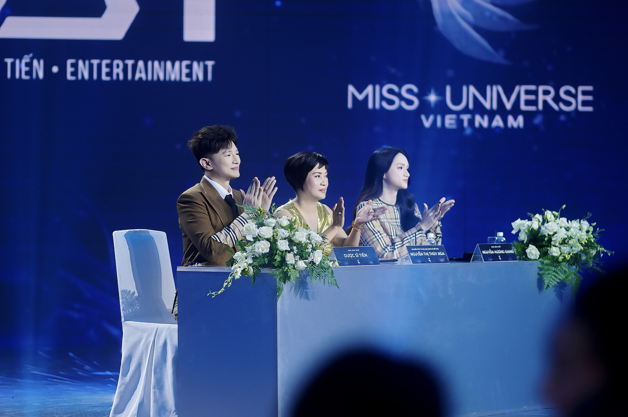 Trang phục của 54 dân tộc anh em được Miss Universe Việt Nam 2024 tái hiện trên sân khấu đỉnh cao - 2