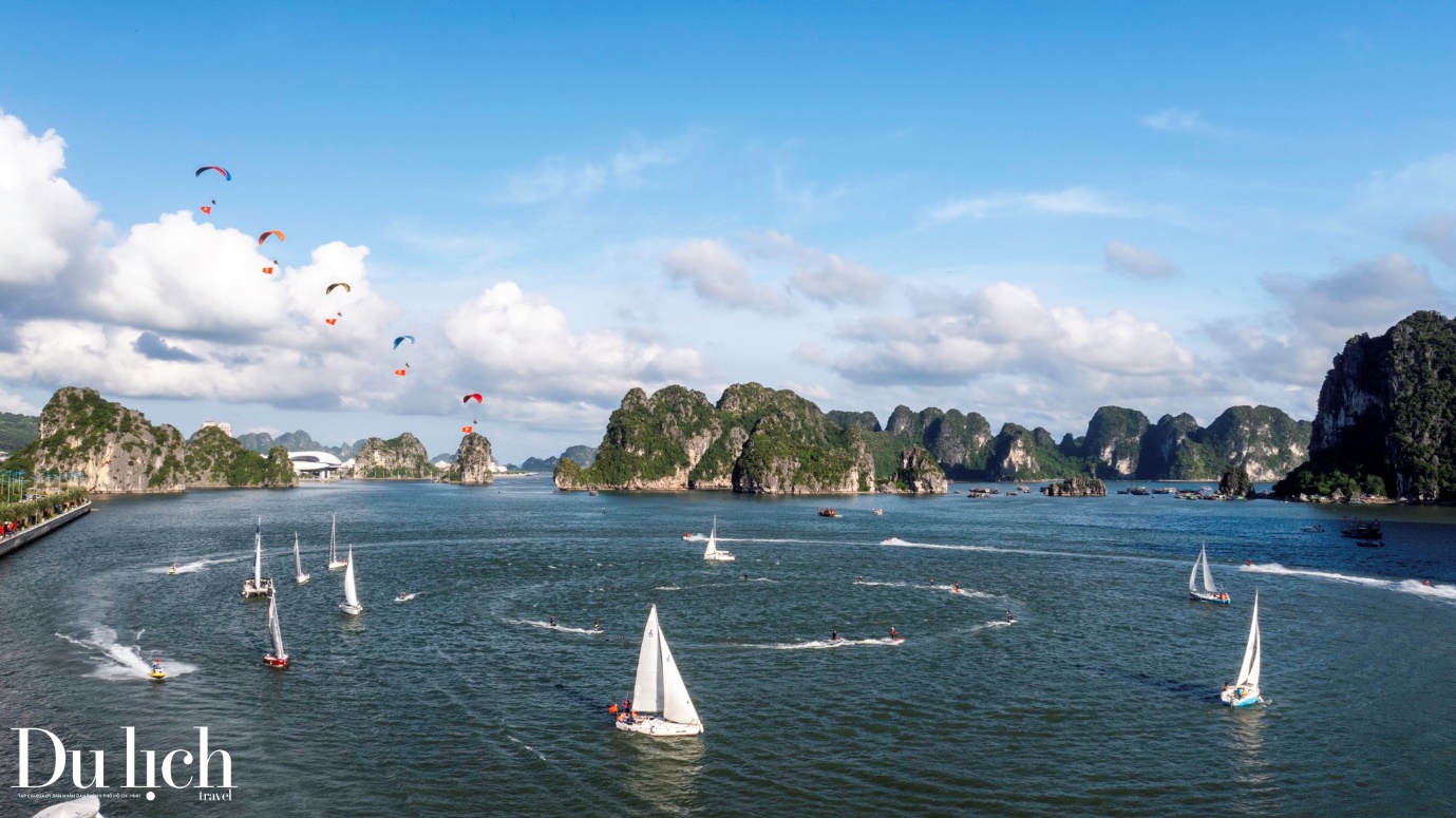 man nhan man trinh dien du luon, thuyen buom tren vinh ha long - 5