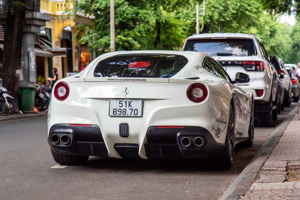 Ông Đặng Lê Nguyên Vũ tiết lộ lý do "mê" siêu xe Ferrari  - 1