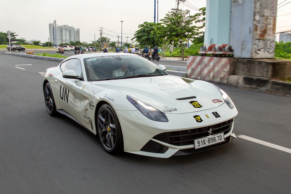 Ông Đặng Lê Nguyên Vũ tiết lộ lý do "mê" siêu xe Ferrari  - 2