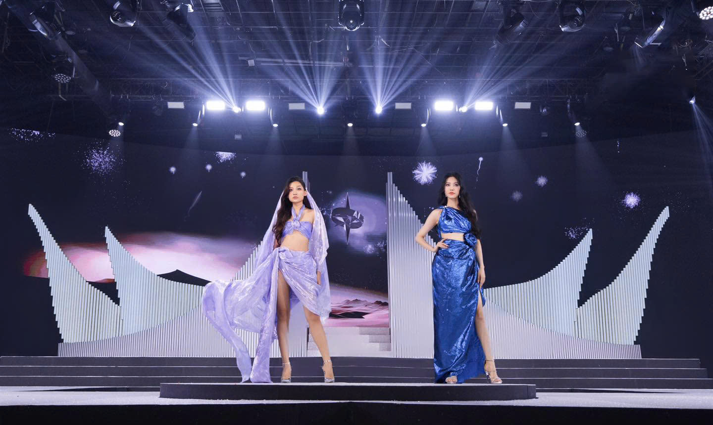 6 sân khấu hoành tráng của Miss Universe Vietnam 2024 được Dược Sĩ Tiến và Hương Giang thực hiện ra sao? - 4