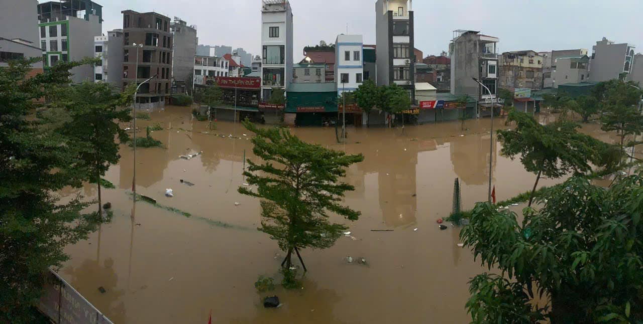 Phương tiện di chuyển kỳ lạ ở làng du lịch gốm Bát Tràng nổi tiếng - 3