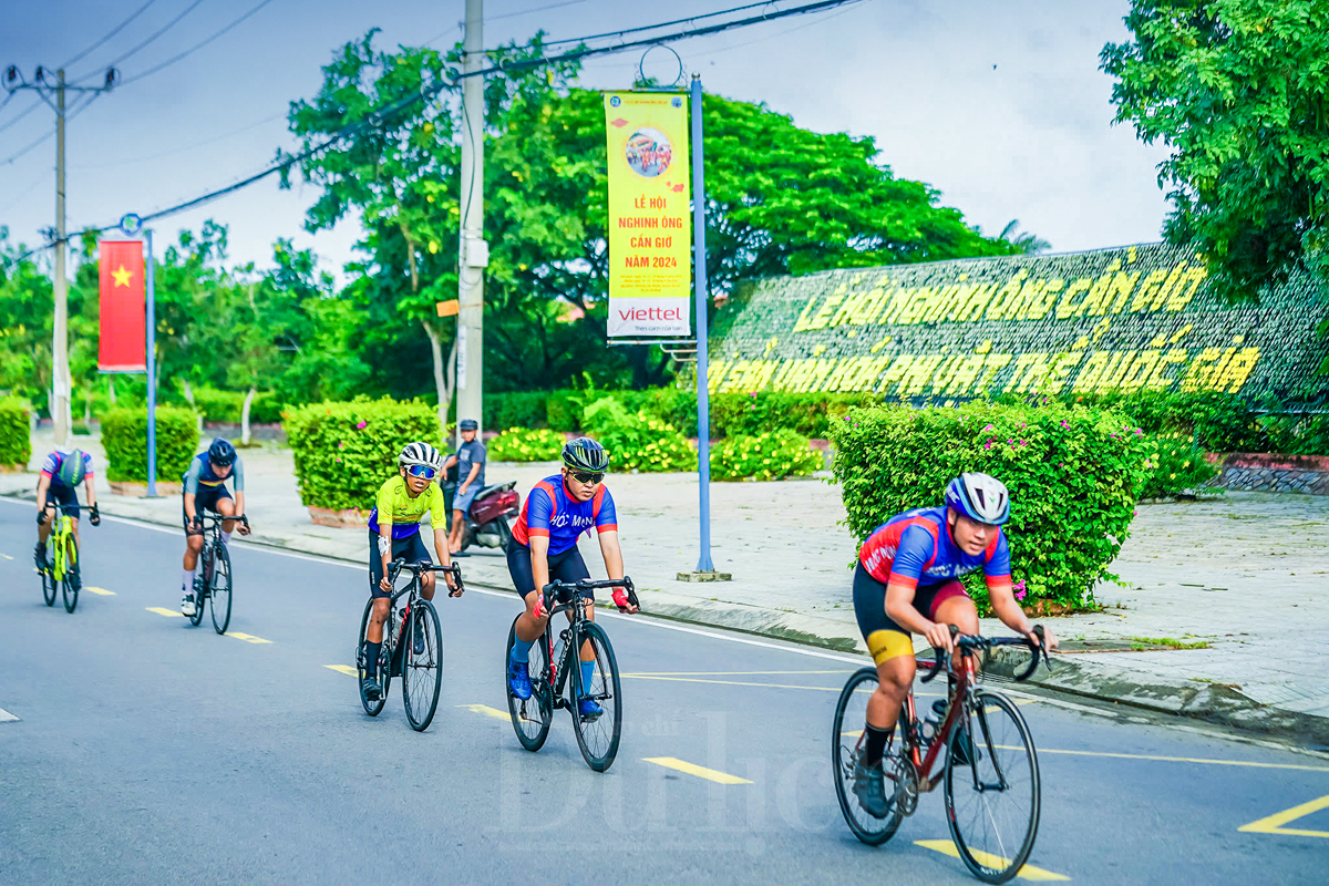 Long trọng nghi thức thượng Đại kỳ tung bay trên nền trời Cần Thạnh - 18