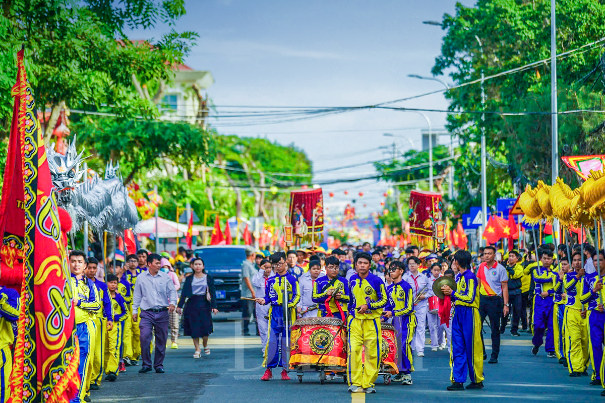 Long trọng nghi thức thượng Đại kỳ tung bay trên nền trời Cần Thạnh - 7