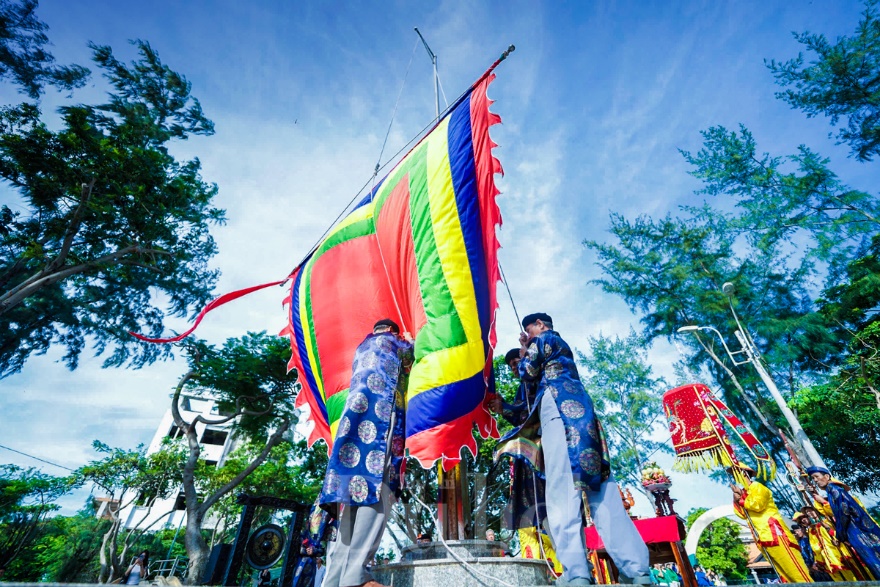 Long trọng nghi thức thượng Đại kỳ tung bay trên nền trời Cần Thạnh - 1