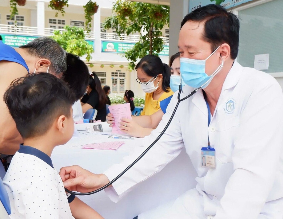 TP.HCM đẩy mạnh chiến dịch tiêm vaccine phòng chống dịch sởi - 1