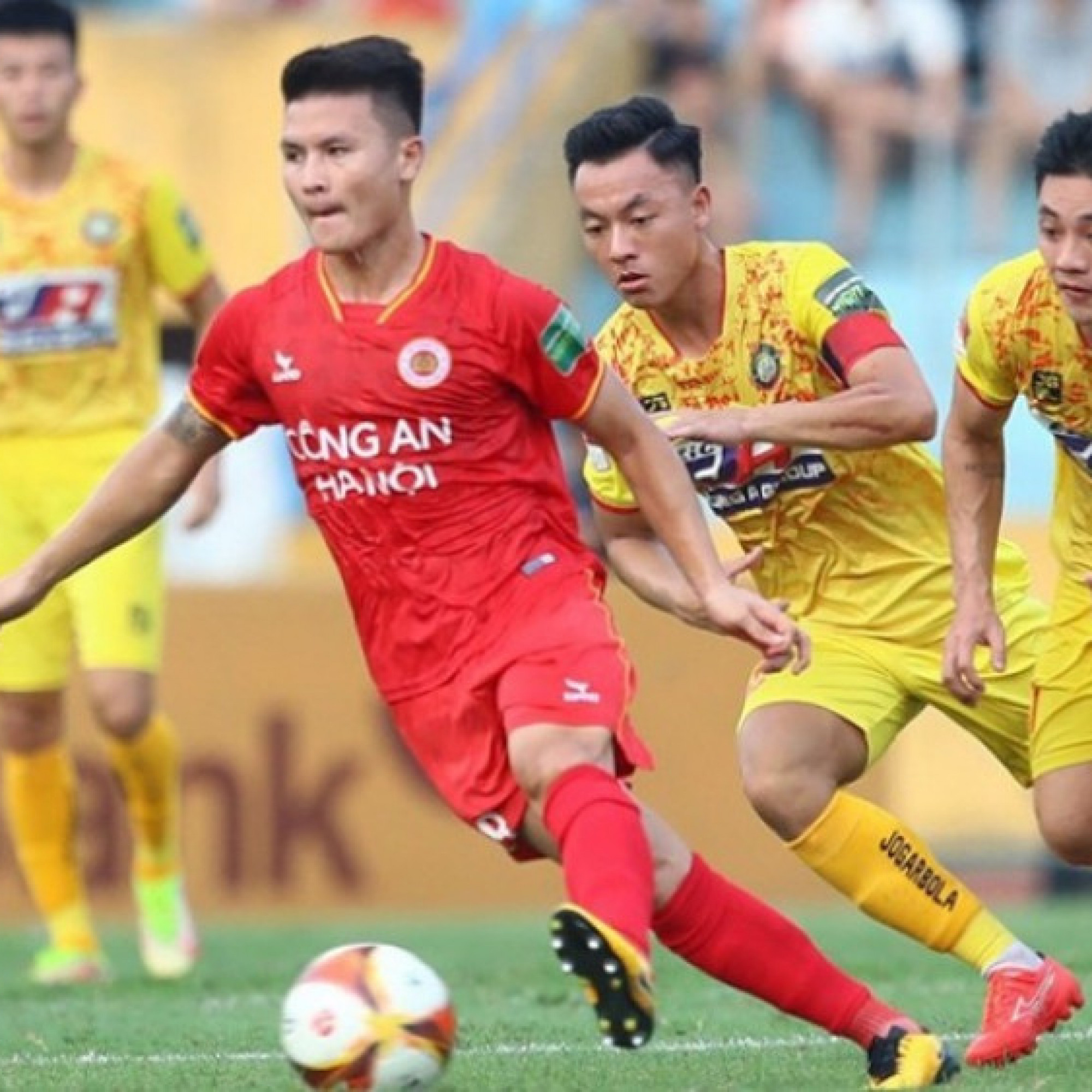  - Trực tiếp bóng đá Công an Hà Nội - Thanh Hóa: Tạm dừng vì mưa lớn (V-League)