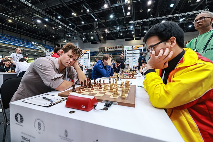 Hấp dẫn Quang Liêm căng não đấu “vua cờ” Magnus Carlsen tại Olympiad 2024 - 2