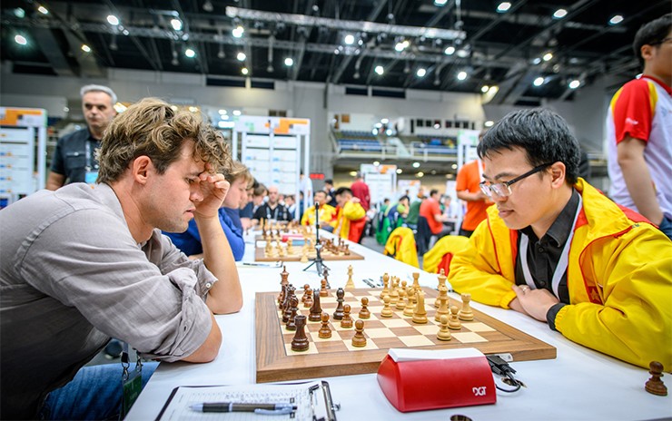 Hấp dẫn Quang Liêm căng não đấu “vua cờ” Magnus Carlsen tại Olympiad 2024 - 1