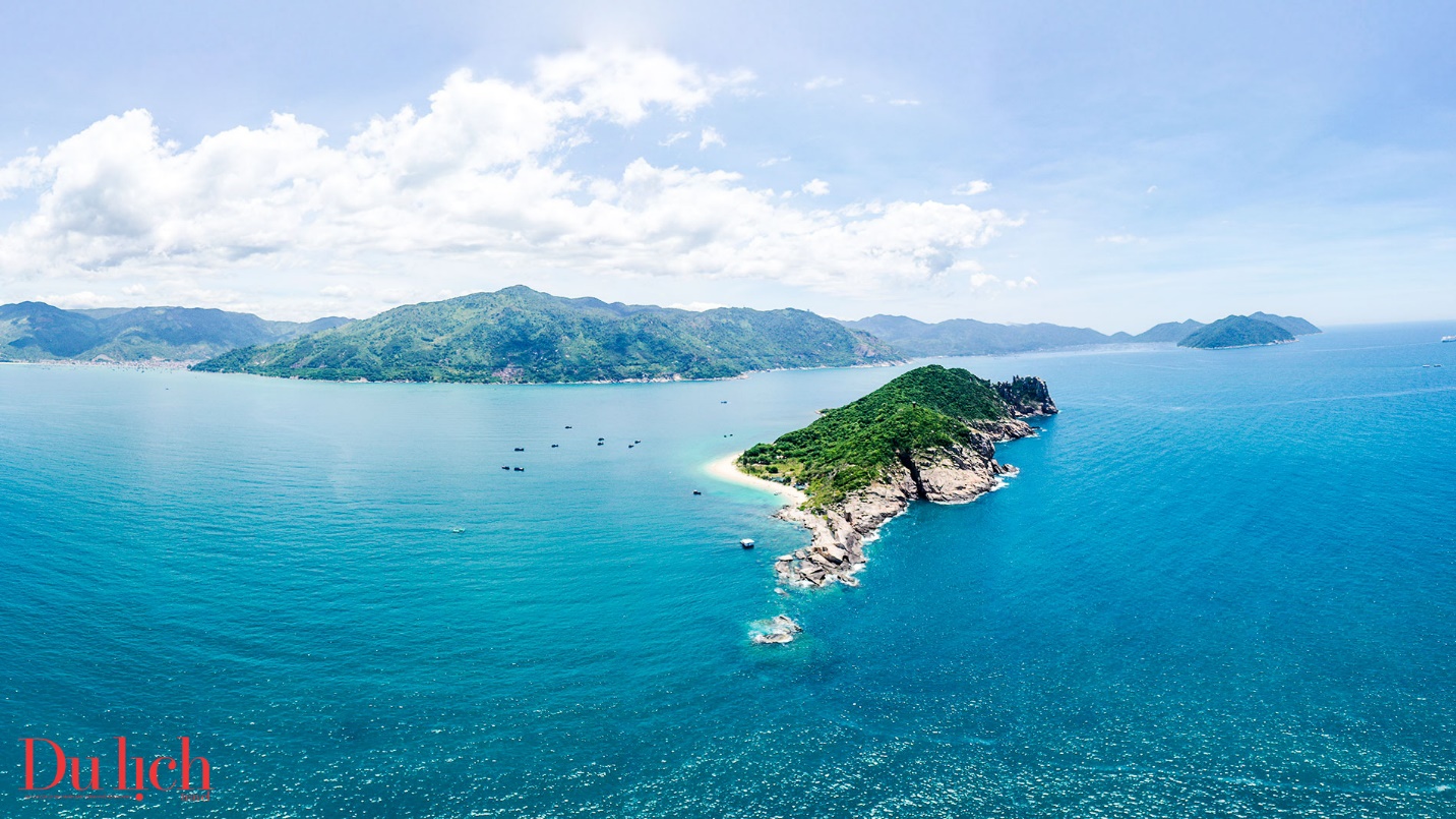 hon dao khung long doc dao o vung bien giap ranh phu yen- khanh hoa - 1