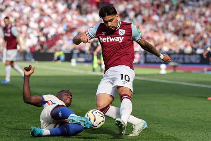 Caicedo (Chelsea) vượt lên chỉ trích, chuyên gia tranh bóng số 1 Ngoại hạng Anh - 1