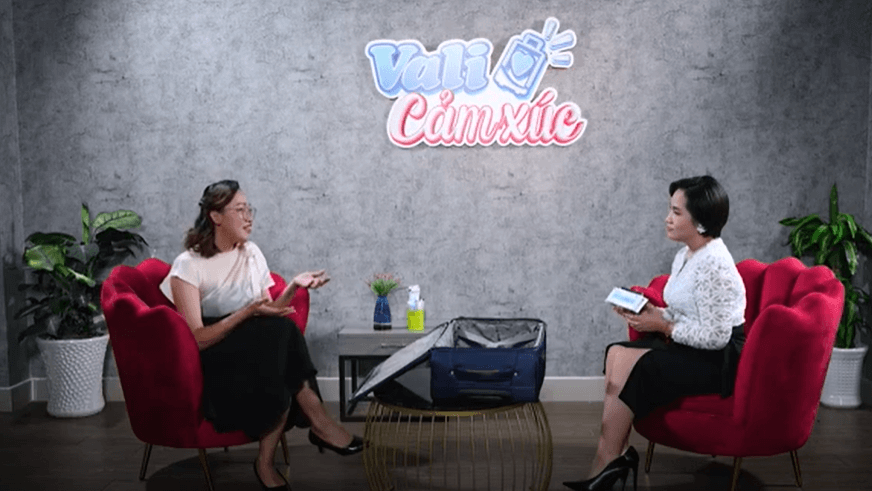 Tô Nhi A lắng nghe chia sẻ của nữ giám đốc bị áp lực vì gia đình giục cưới - 1