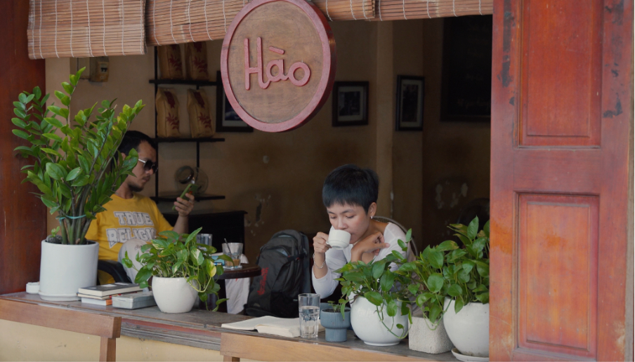 La cà Sài Gòn: Hào café - Ngôi nhà chung cho nhiều người 'lạ' - 2