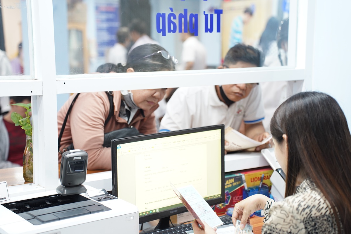 dong loat van hanh trung tam hanh chinh cong cap phuong, hien dai hoa vi dan - 2