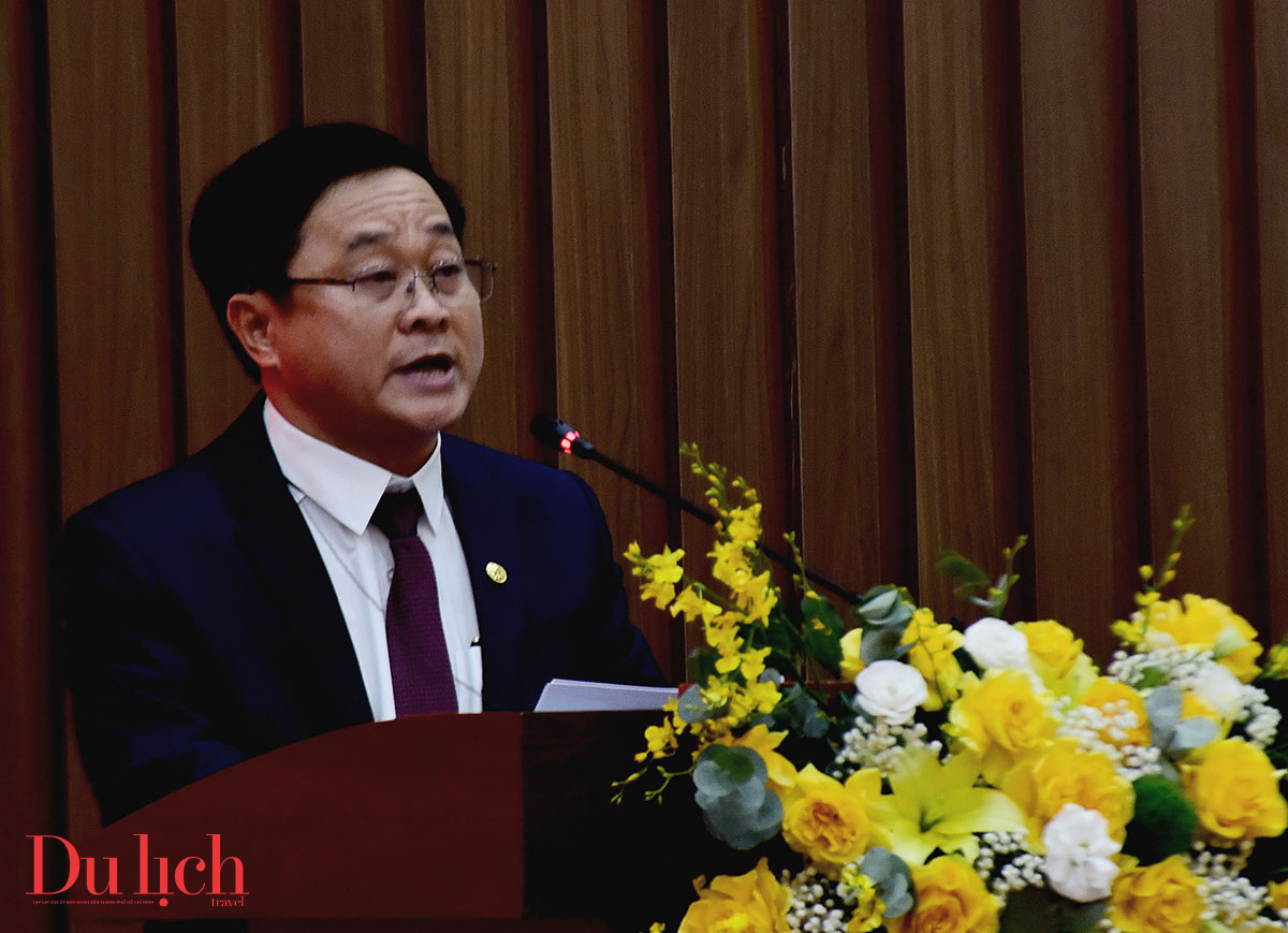 quang ngai cong bo va trao quyet dinh cho hang loat lanh dao so, nganh - 14