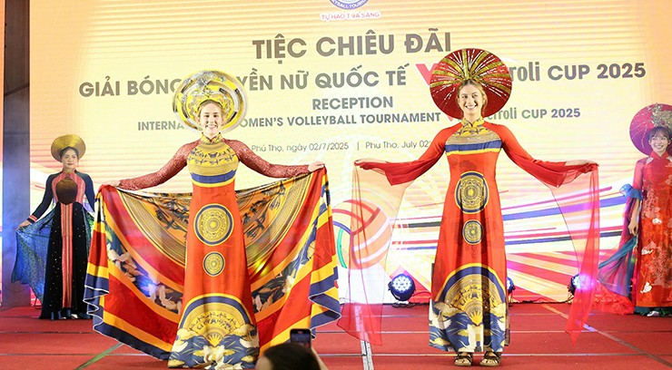 Hot girl bóng chuyền Việt Nam đọ sắc dàn "chân dài" quốc tế, đua giải hoa khôi VTV Cup - 3