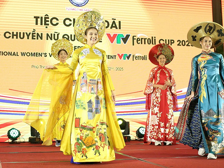 Hot girl bóng chuyền Việt Nam đọ sắc dàn "chân dài" quốc tế, đua giải hoa khôi VTV Cup - 8